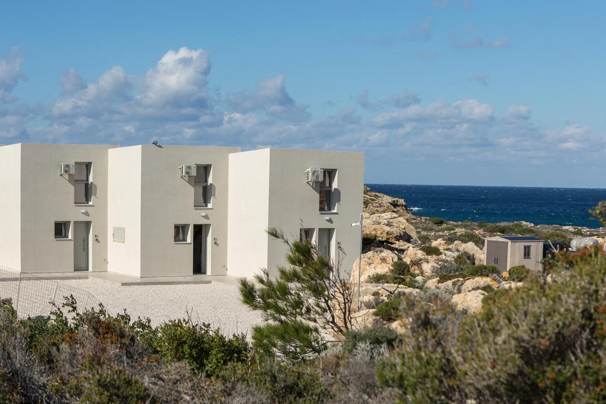 Cove Elafonisi Apartments Agios Pandeleimon  Dış mekan fotoğraf